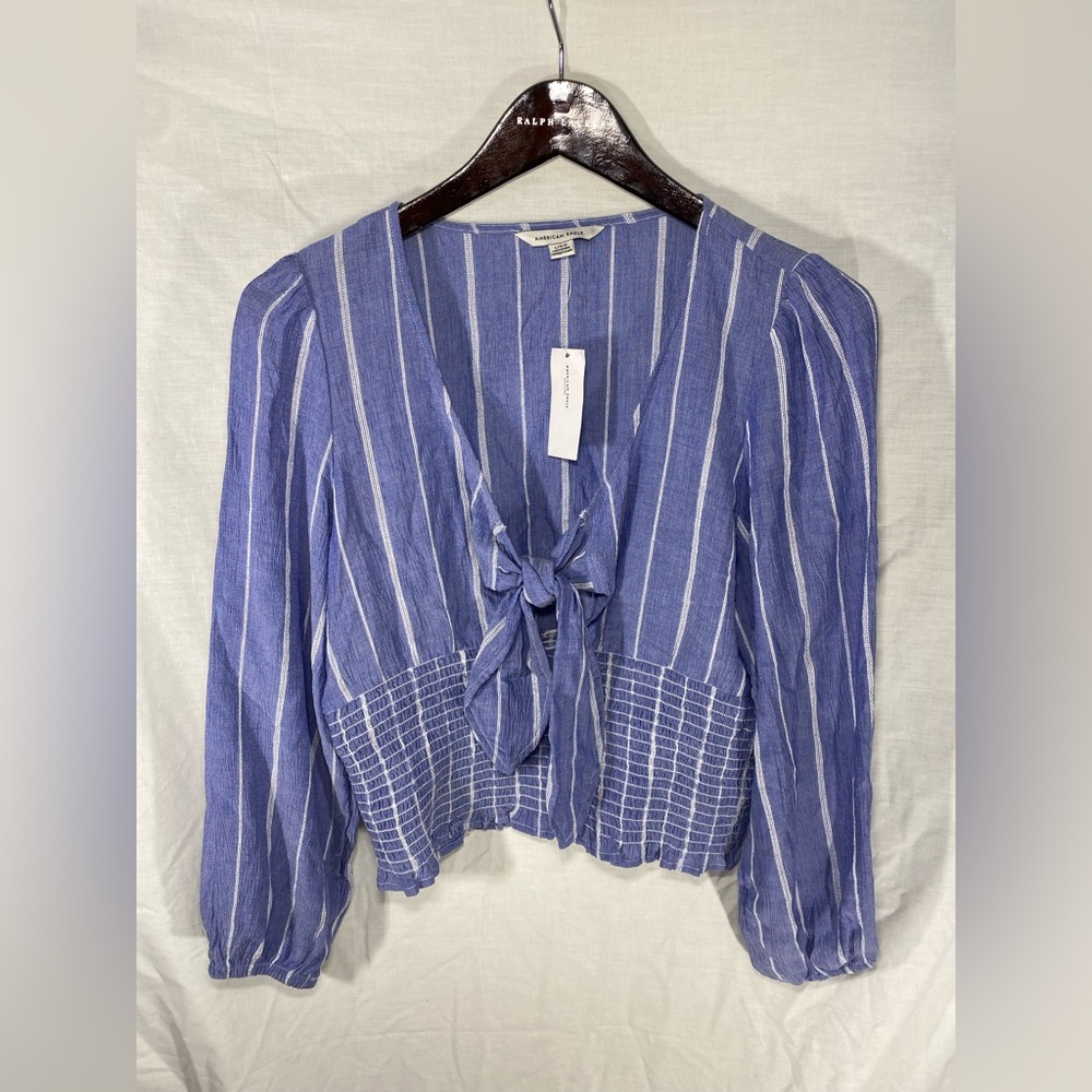 NWT American Eagle 🦅 Outfitters, Smocked Tie Front Long Sleeve Top, size Lg